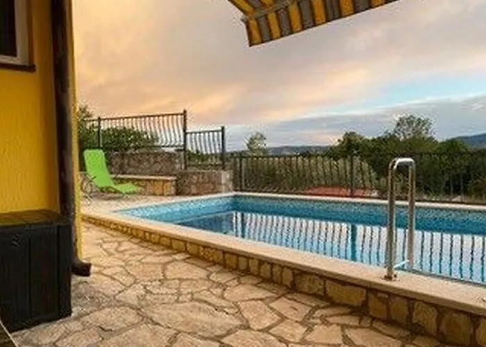 別荘 House Malnar *