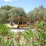 بيت للعطل House Malnar *