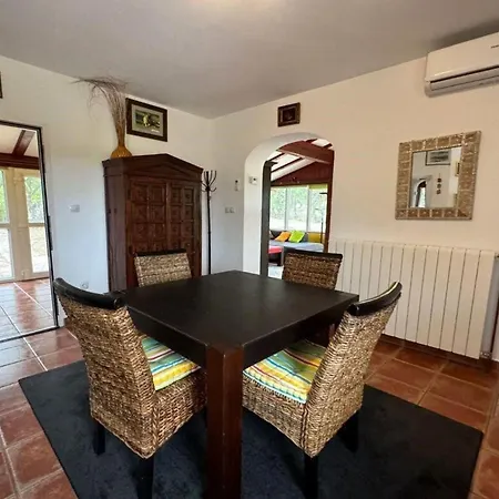 House Malnar *
