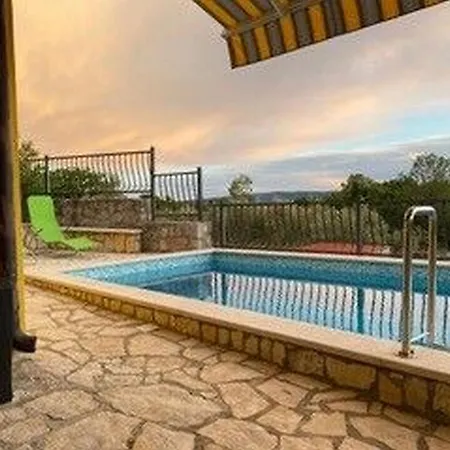 Ferienhaus House Malnar *