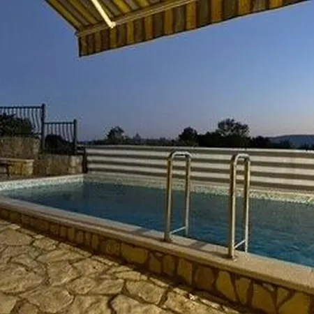 House Malnar